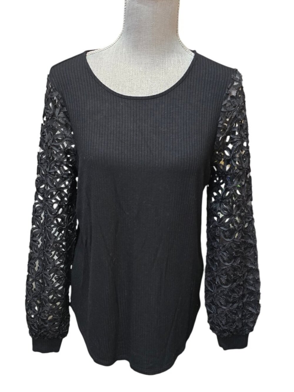 Rio & Rian Women's Black Lace Long Sleeve Ribbed Top Medium NWT